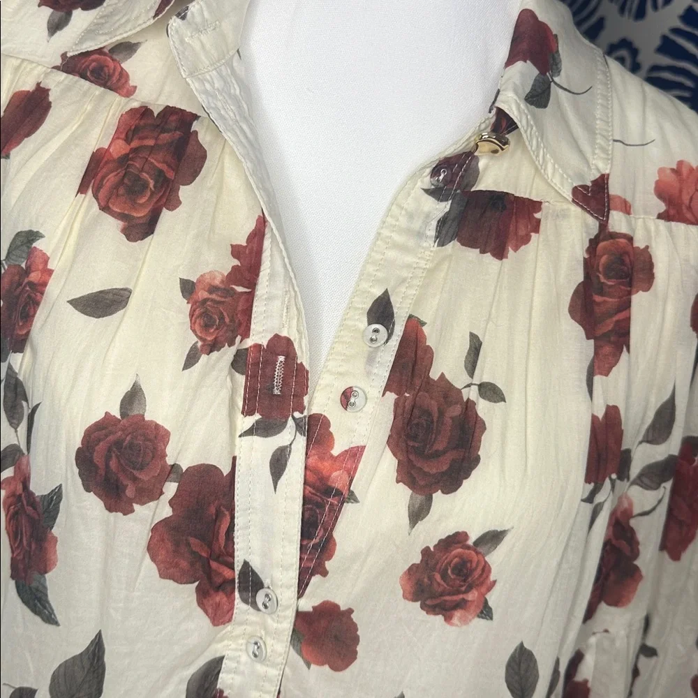 Flowy Mini Dress - Red Roses - Picture 3 of 5